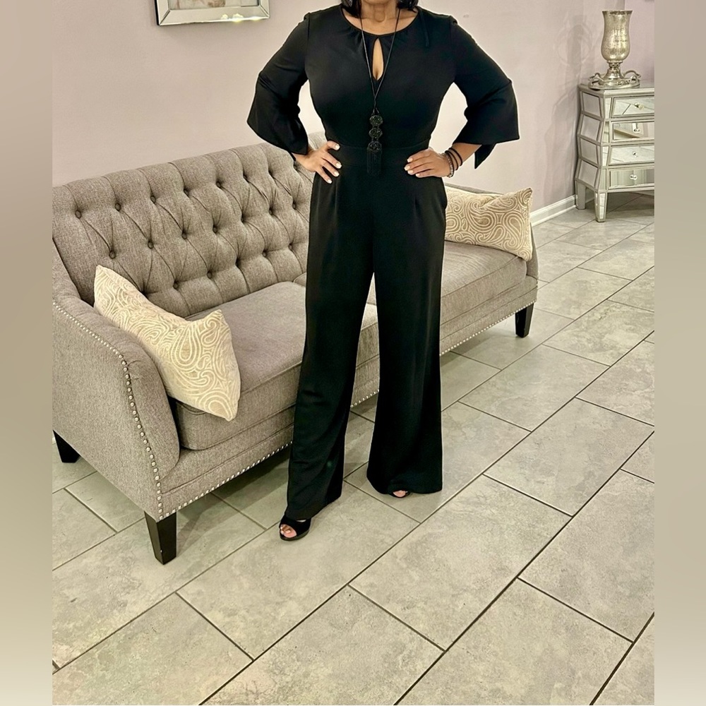 NY&CO Black Jumpsuit, worn once in excellent condition. Size medium
